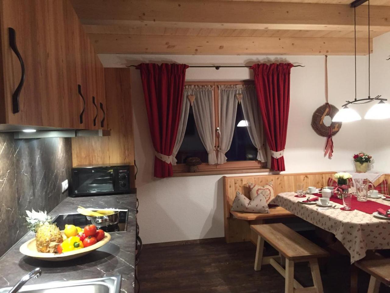 Das Enzian Aschau Im Zillertal Esterno foto